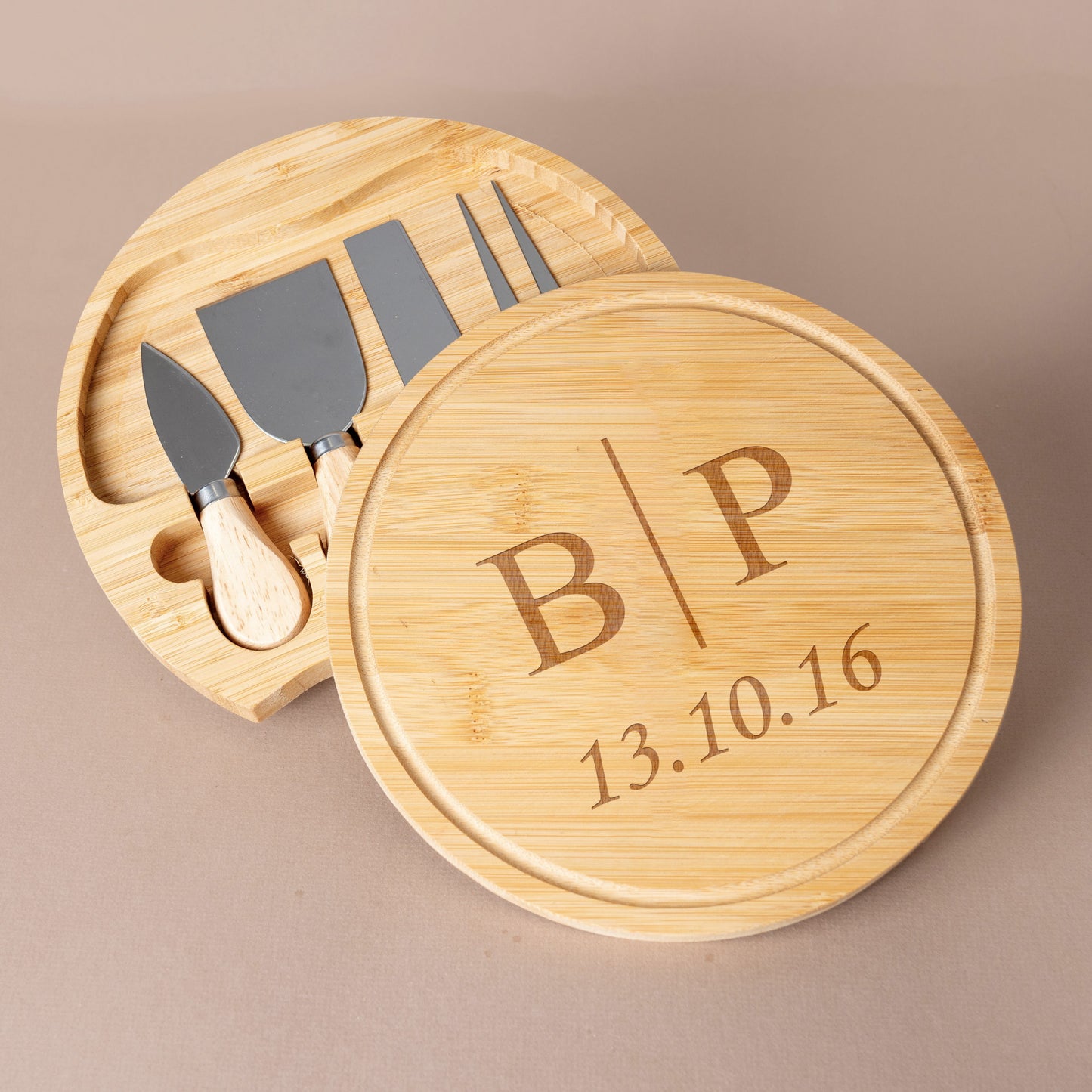 Personalized Charcuterie Board and Cheese Knives Set/4 Pieces