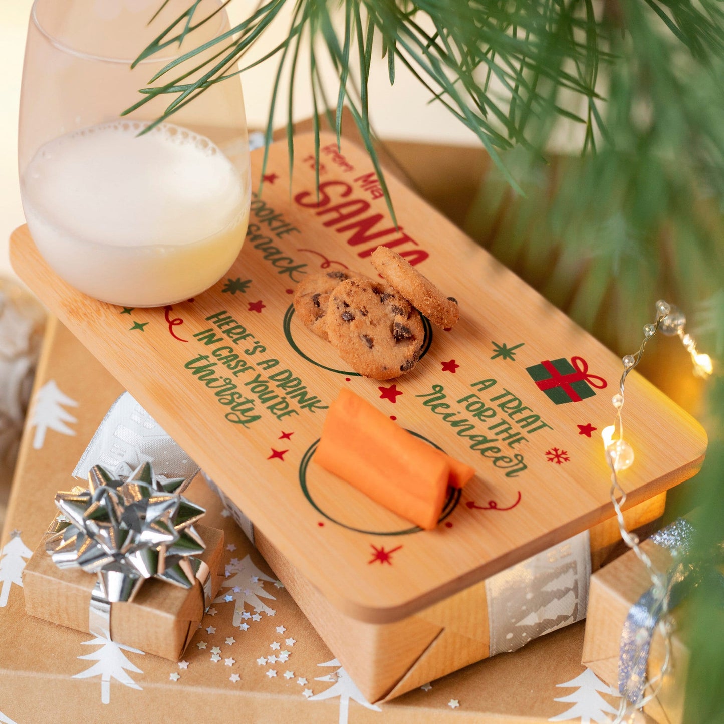 Santa tray with milk, cookie and a carrot for the reindeer on Christmas Eve