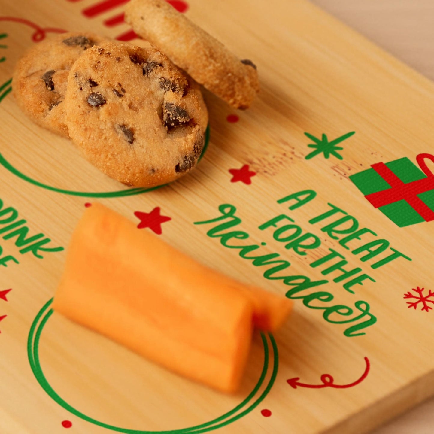 Cookies and a carrot treat for the reindeer on the personalized Santa tray